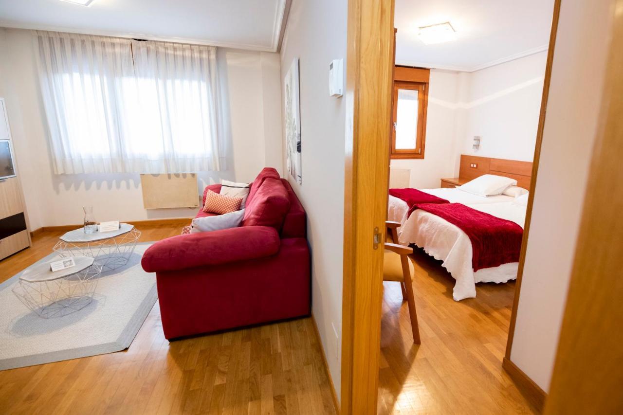 Apartamentos Cean Bermudez ヒホン エクステリア 写真