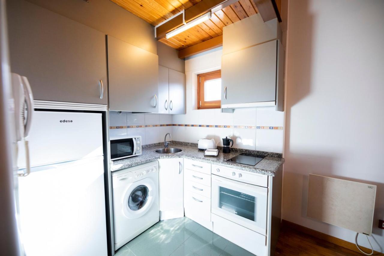 Apartamentos Cean Bermudez ヒホン エクステリア 写真