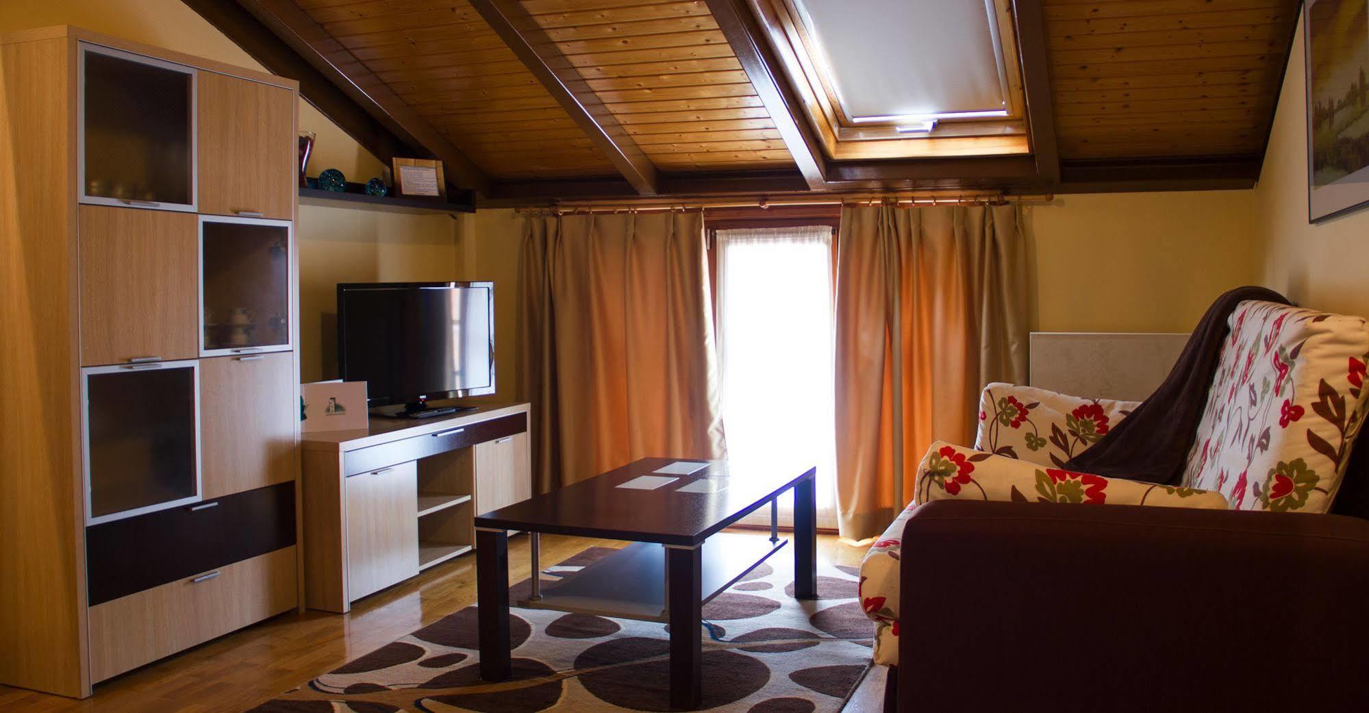 Apartamentos Cean Bermudez ヒホン エクステリア 写真