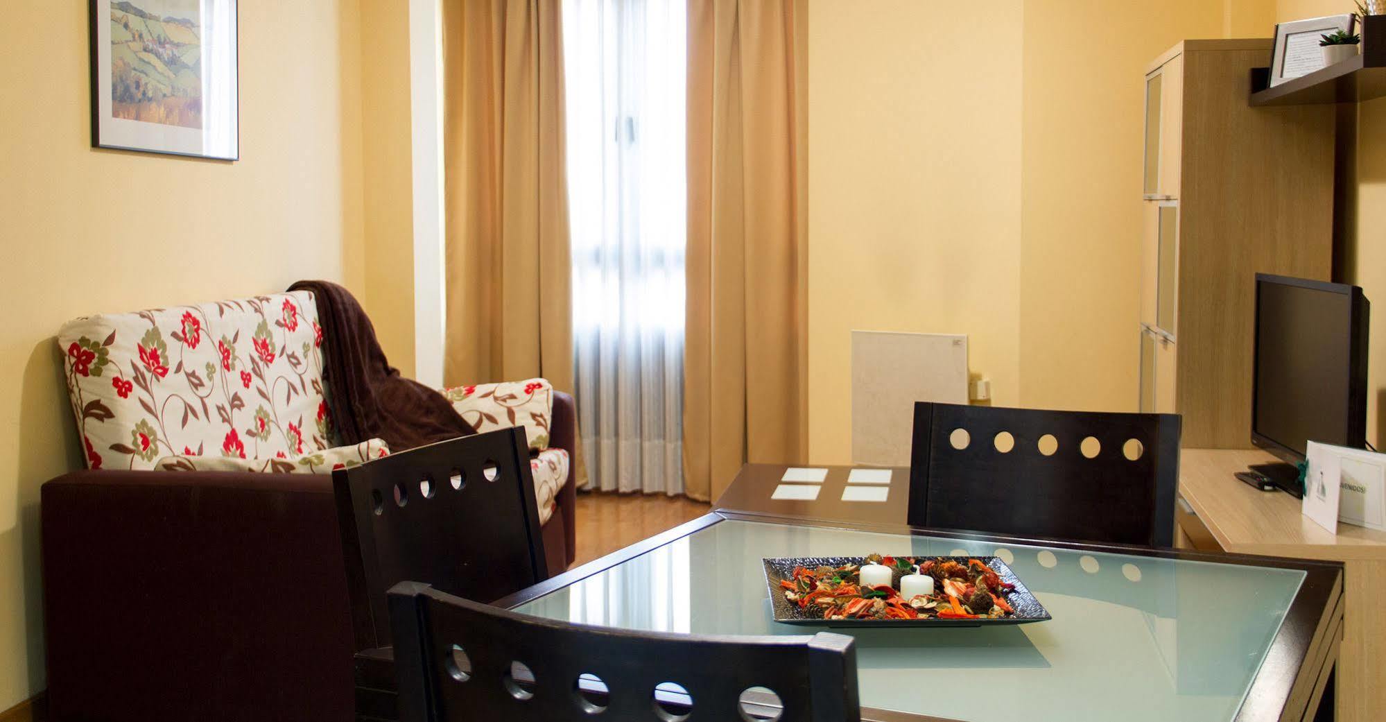 Apartamentos Cean Bermudez ヒホン エクステリア 写真
